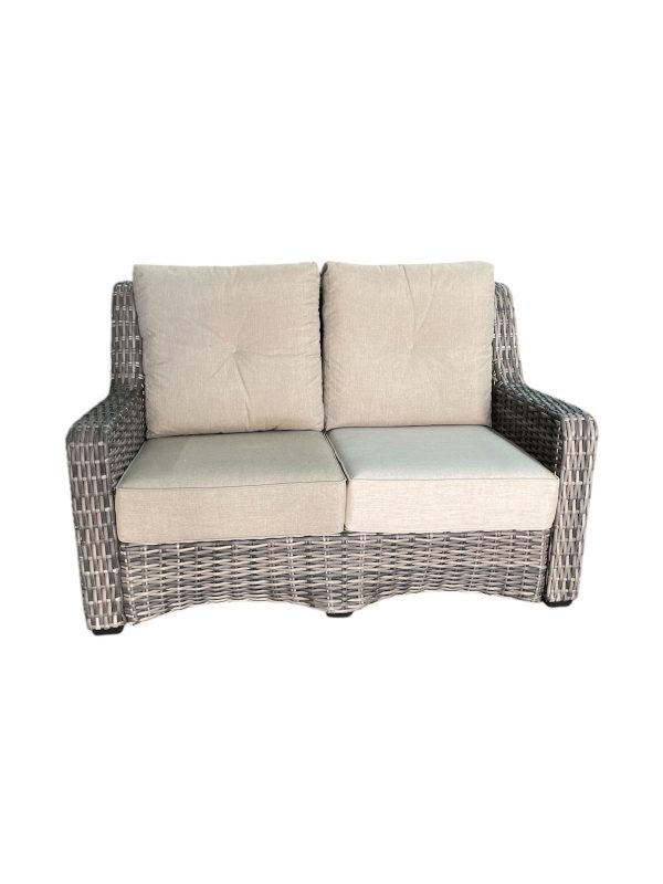 Lucca - Loveseat